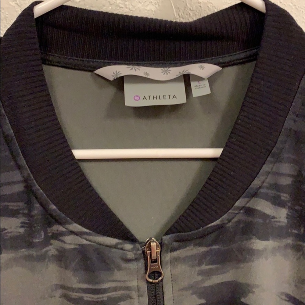 Athleta zip jacket